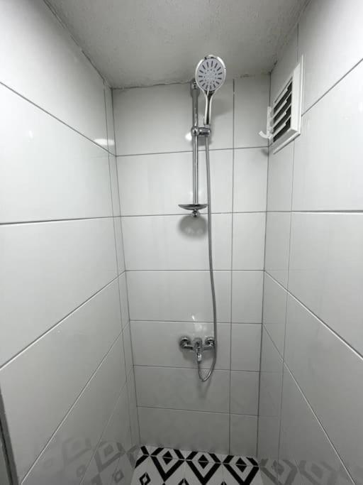 New Luxurious And Cozy Flat 6 *